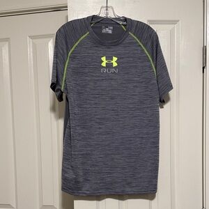 Under Armour Men's Gray and Green Short Sleeve Tee